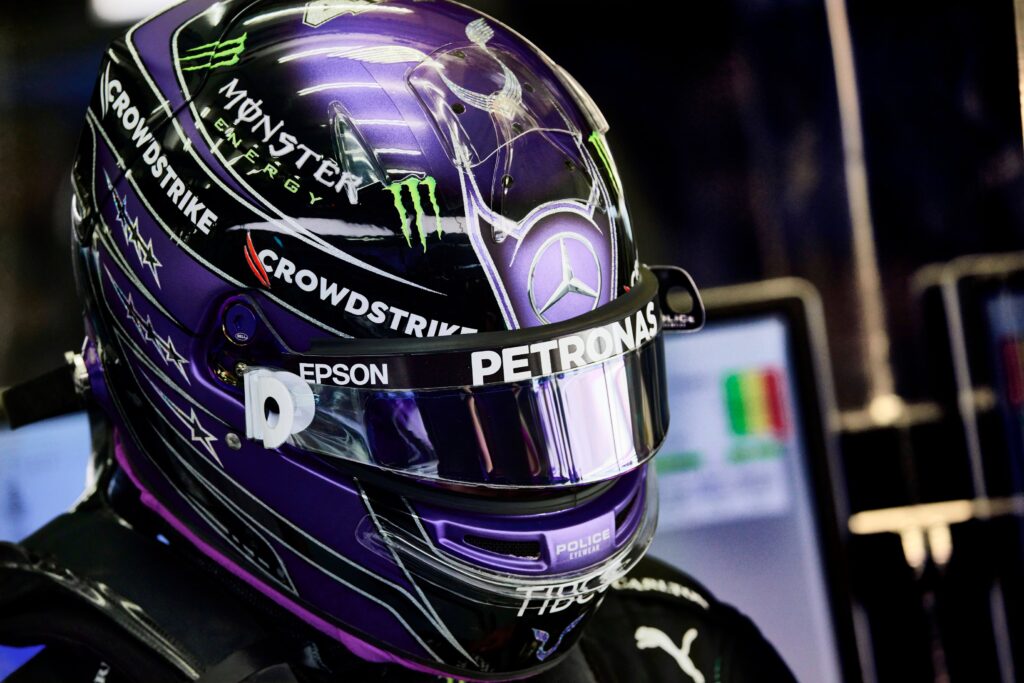 F1 | Hamilton: “Quest’anno la Red Bull ha una macchina diversa e una line-up forte”