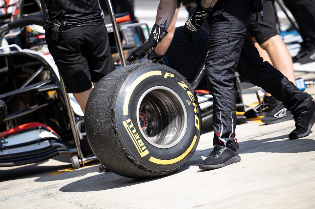 Formula 1 | GP Bahrain, le strategie suggerite da Pirelli