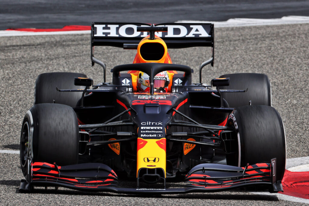 Formula 1 | Verstappen protagonista in Bahrain: “Un’altra bella giornata”