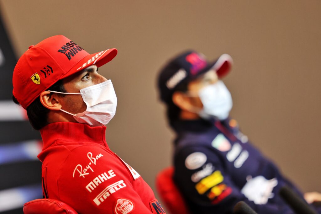 F1 | Ferrari, Sainz: “Ho ancora tanto da imparare e molti errori da fare”