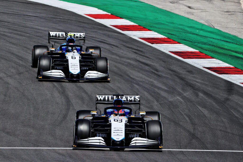 F1 | Williams, Russell è sedicesimo: “Gara incredibilmente complicata”