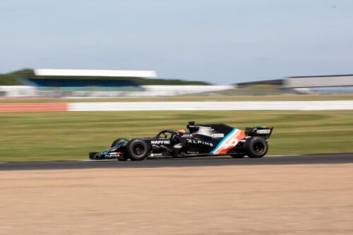 Formel 1 | Lundgaard mit dem RS18 in Silverstone auf der Strecke