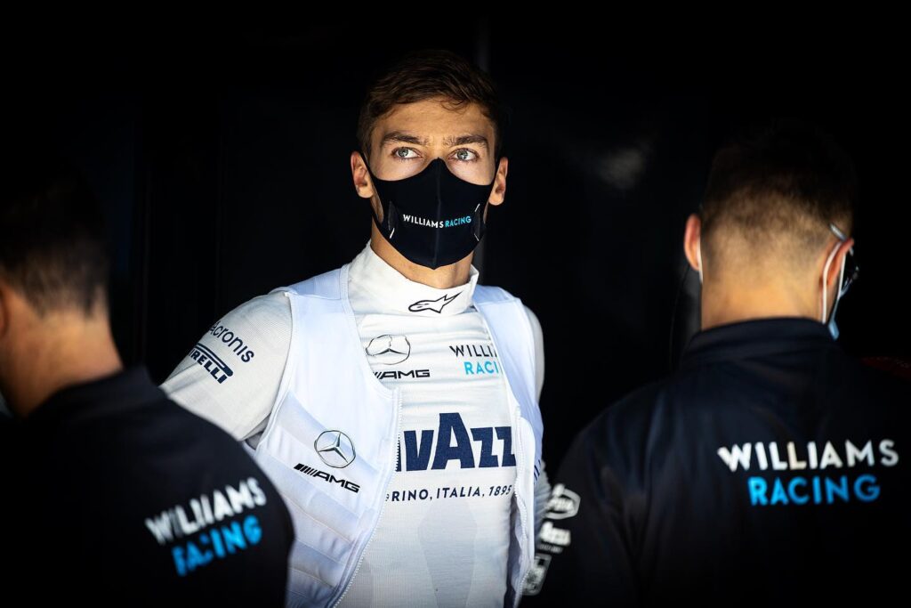 F1 | Russell allontana le voci di mercato: “Penso al presente”