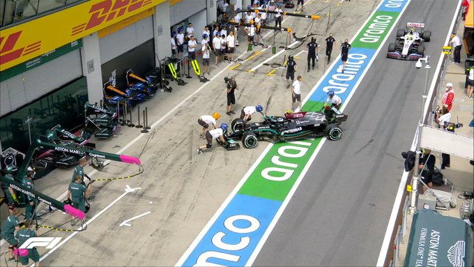 F1 | Bottas, il testacoda in pit lane costa caro: -3 posizioni in griglia
