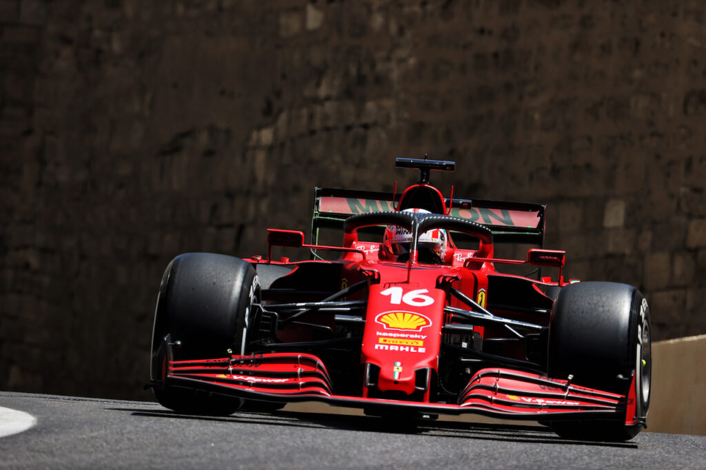 F1 | GP Baku, Leclerc e i detriti in pista: “Ma non è questa la causa delle posizioni perse”