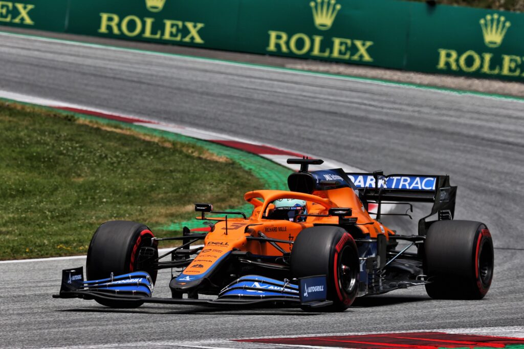 F1 | McLaren, Ricciardo deluso: “E’ andata male e non riesco a capirne il perché”