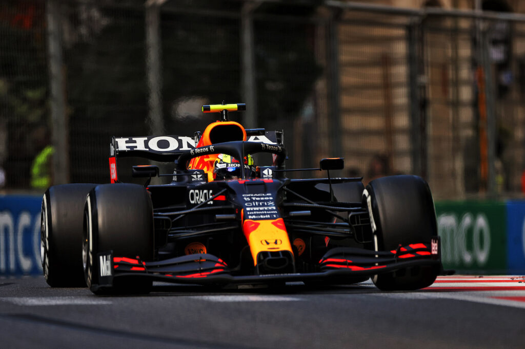 F1 | Perez con Red Bull anche nel 2022, Horner: “Deve proseguire su questa strada”