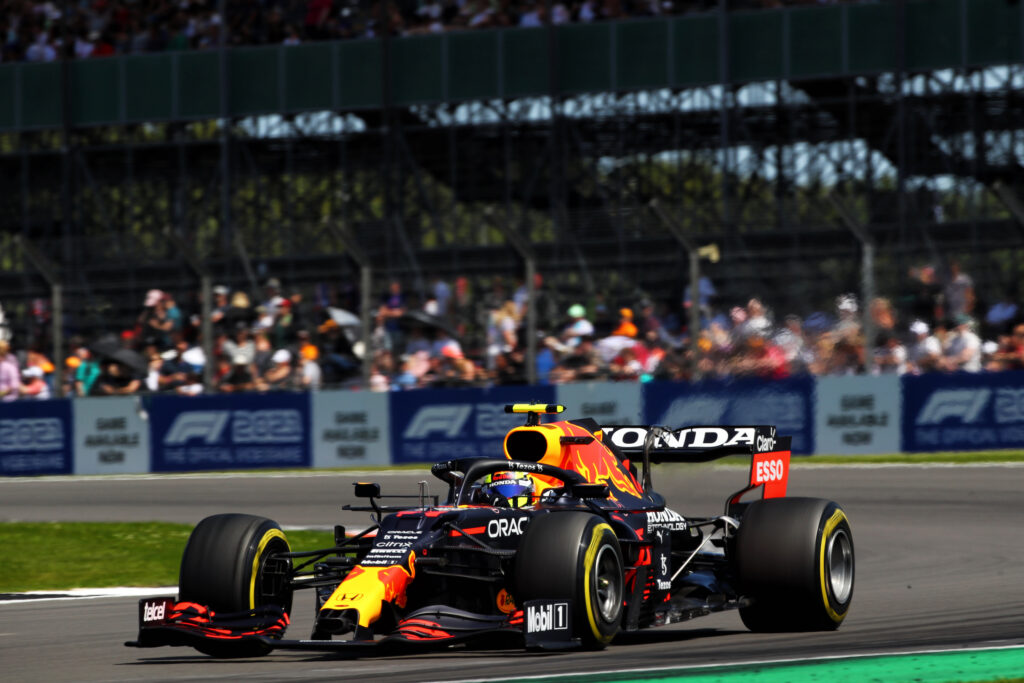 F1 | Red Bull, Sergio Perez costretto al ritiro: partirà dalla pit-lane