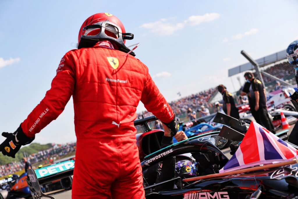 F1 | Ferrari, Leclerc sfiora la vittoria a Silverstone: “C’è delusione, ma sono orgoglioso del nostro lavoro”