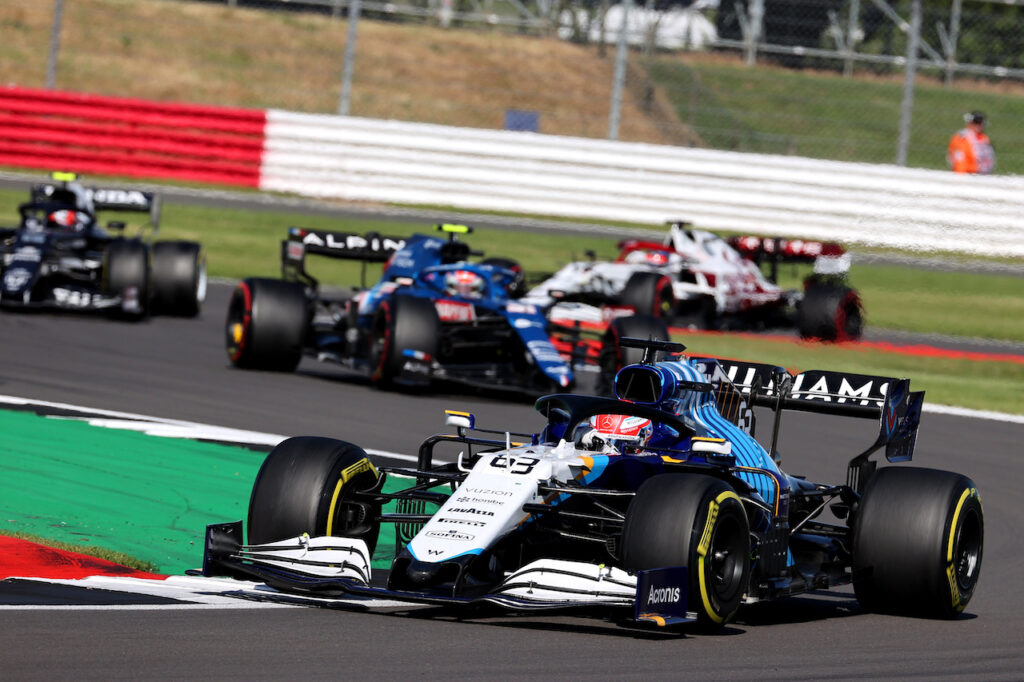F1 | Silverstone, una penalità priva Russell della top 10 in “Sprint Qualifying”