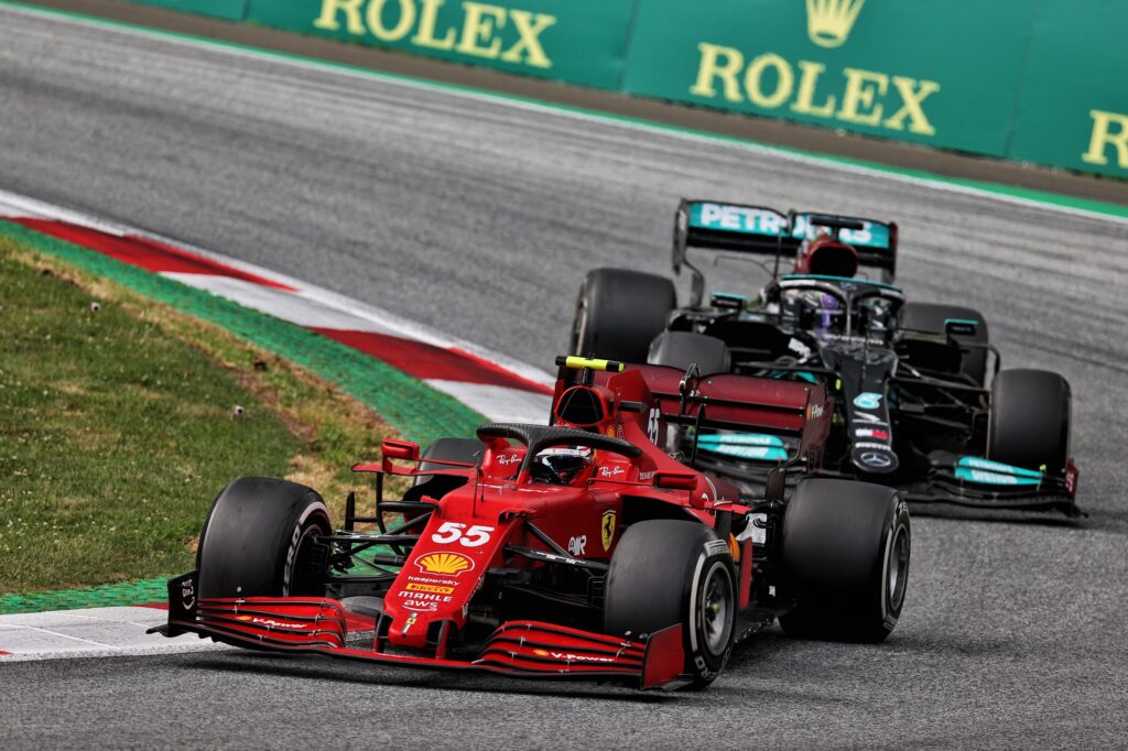 F1 | Ferrari, il gap dai rivali: da 1,4 secondi del 2020 ai 7 decimi del 2021