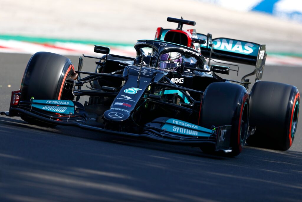 F1 | Mercedes, Hamilton: “Gara dura, ci siamo resi la vita difficile”