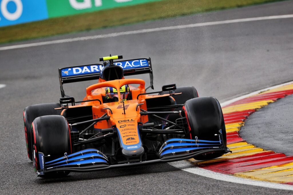 F1 | McLaren, Norris dopo l’incidente: “Aquaplaning anche a bassa velocità”