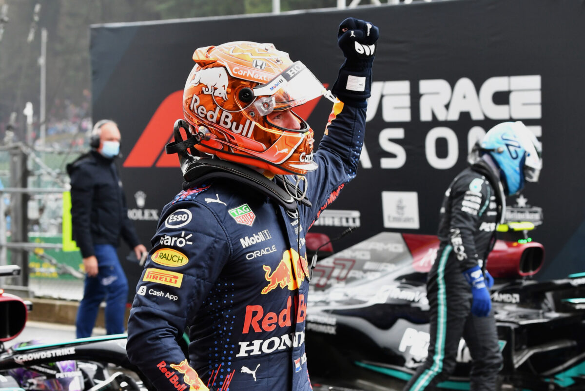 F1 | Red Bull, Max Verstappen conquista la pole: "Non è stato facile, ma sono felice" - Vimarsana News