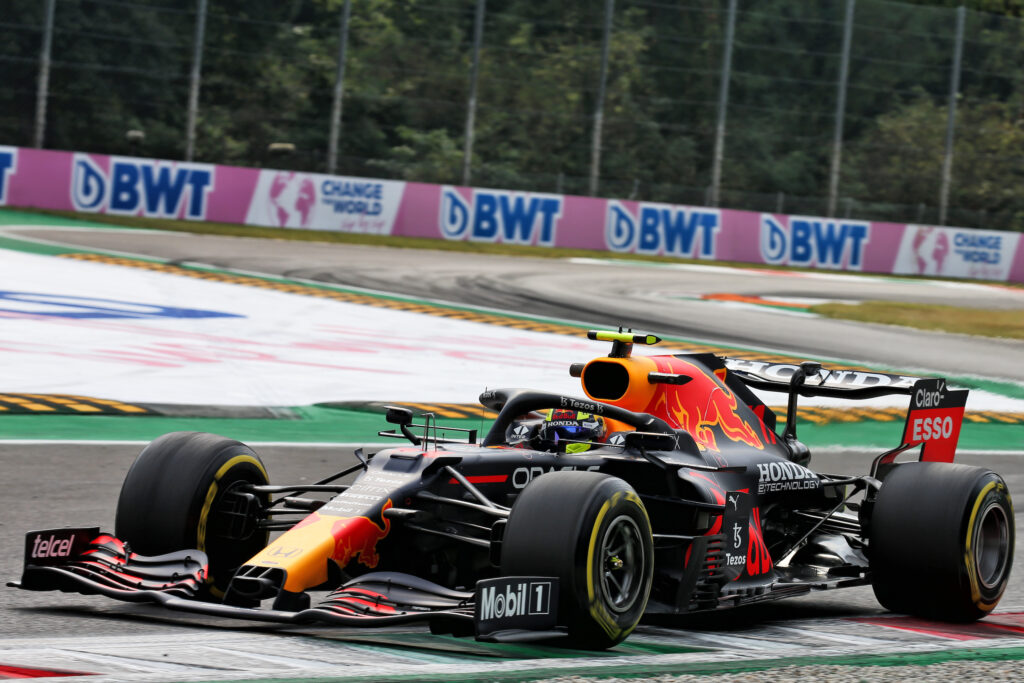 F1 | Red Bull, qualifica sacrificata per Sergio Perez