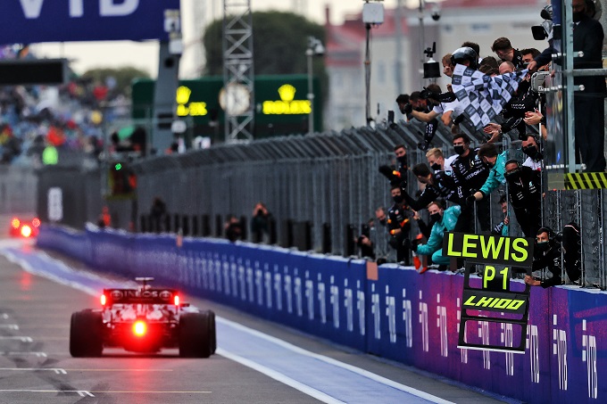 F1 | Hamilton e la centesima vittoria: un “momento magico”