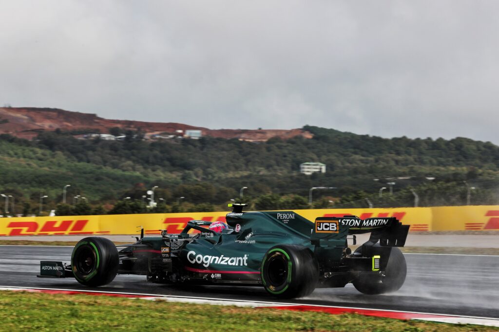F1 | Aston Martin, Vettel: “Ho faticato nelle zone umide”