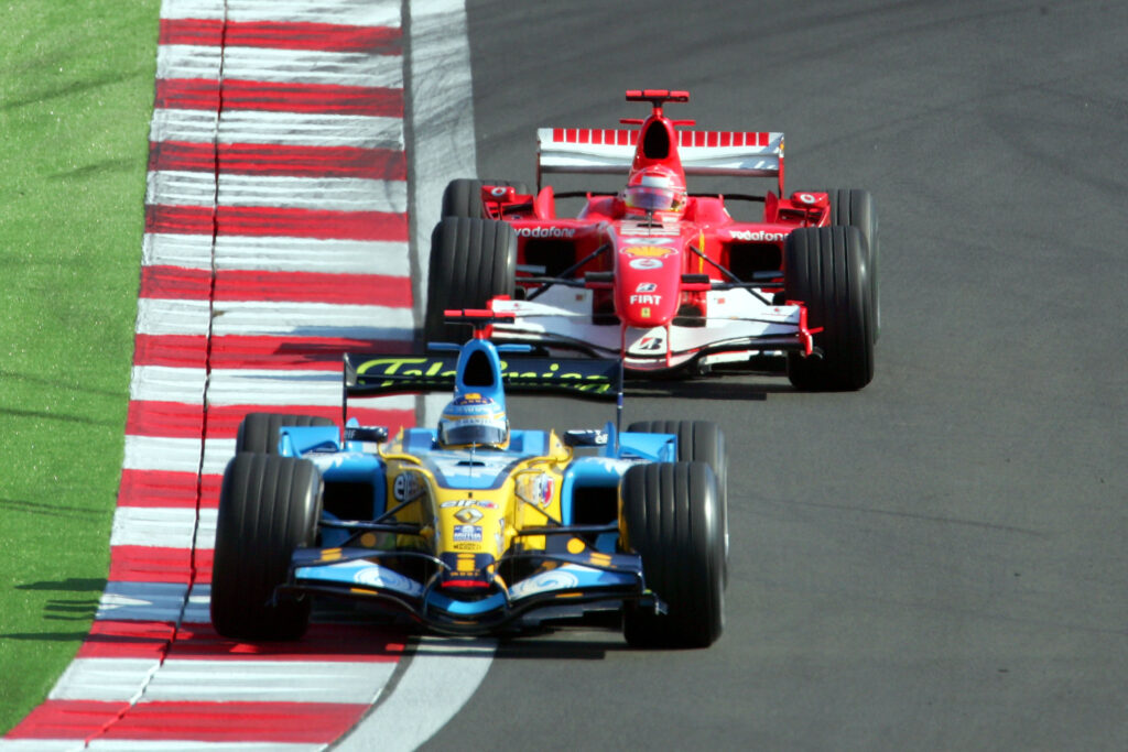 F1 | Alonso ricorda la battaglia con Schumacher a Istanbul nel 2006