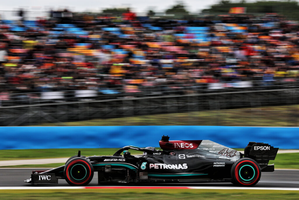 F1 | GP Turchia: Hamilton in pole ma partirà undicesimo
