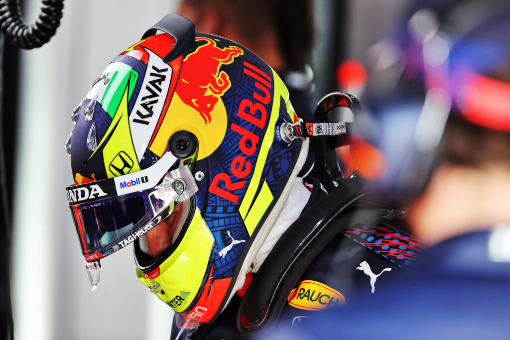 F1 | Red Bull, Sergio Perez fuori in Q2: “Giornata deludente”
