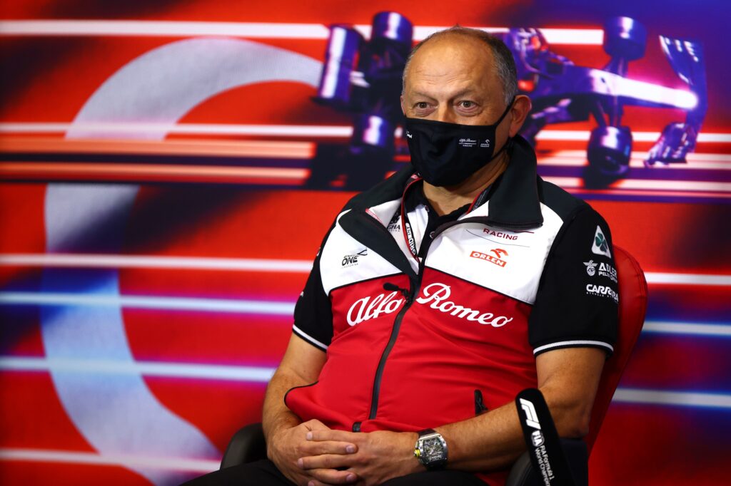 F1 | Alfa Romeo, Vasseur: “Siamo una squadra, vinciamo e perdiamo tutti insieme”
