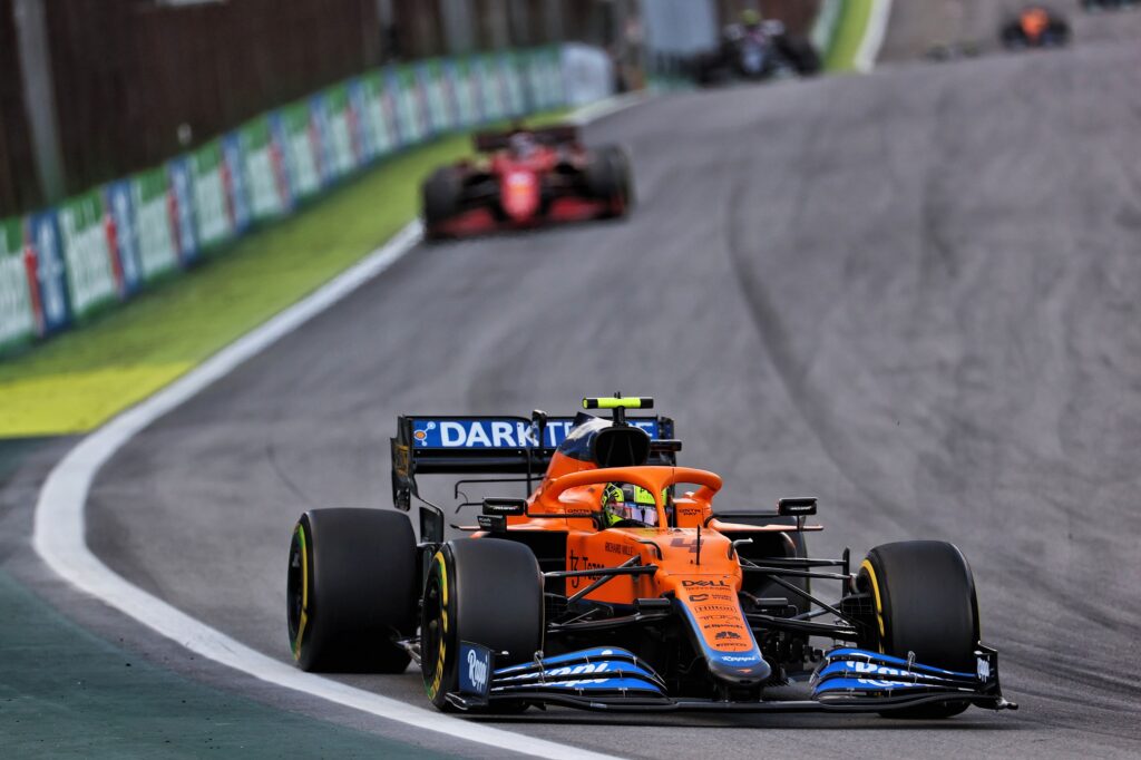 F1 | McLaren, Norris soddisfatto: “Davanti a Leclerc nonostante la Ferrari sia più veloce di noi”