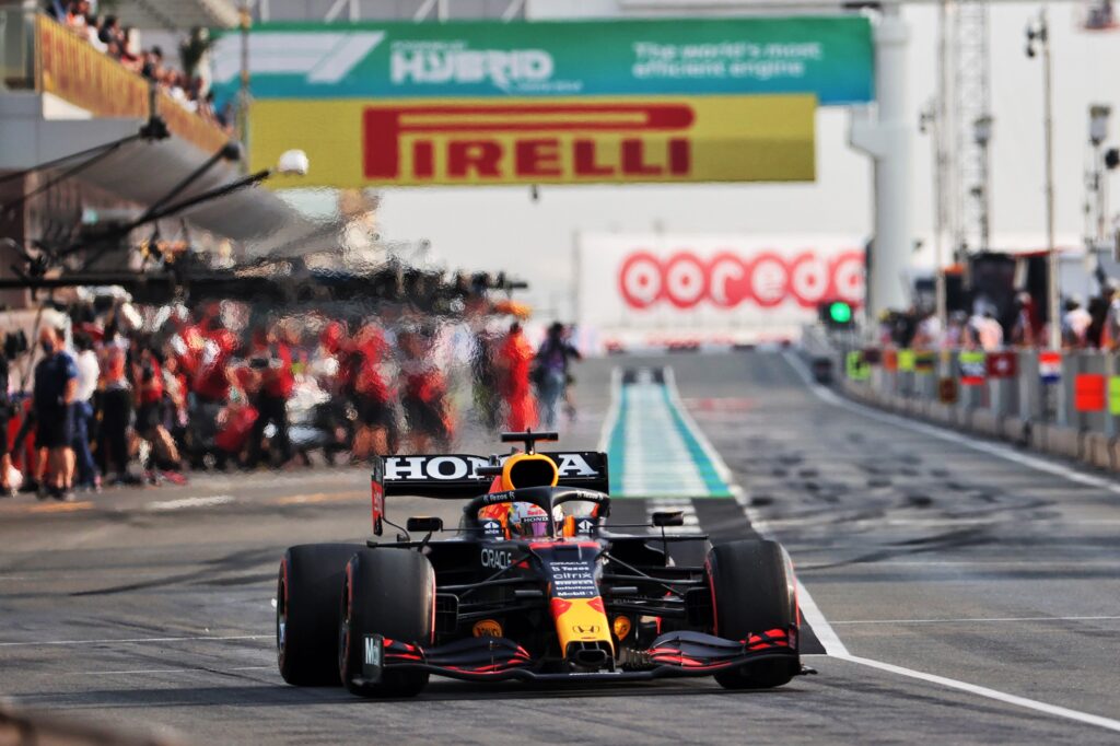 F1 | Max Verstappen convocato dai commissari