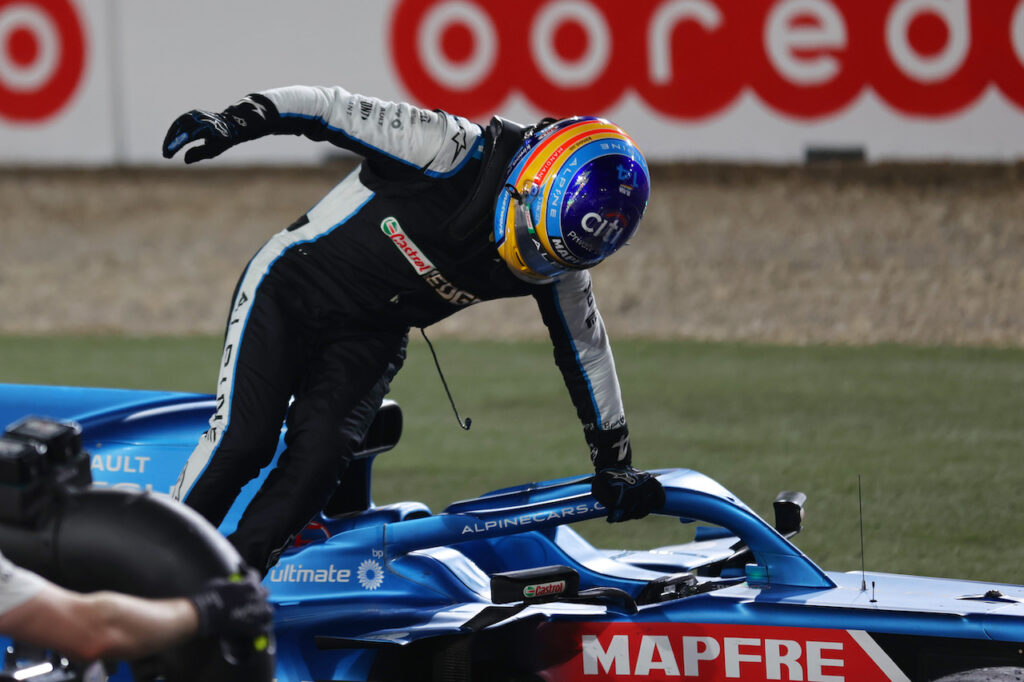 F1 | Alonso: “Mi piacerebbe lottare per il titolo nel 2022”