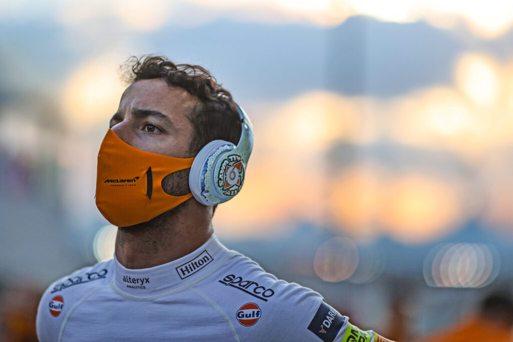 F1 | McLaren, Daniel Ricciardo è dodicesimo: “Ecco cosa accade quando ti qualifichi nelle retrovie”