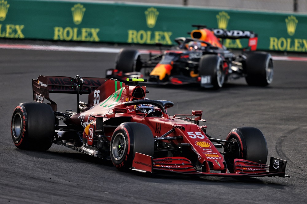 F1 | Ferrari, Sainz chiude con un podio il 2021: “Eravamo al posto giusto nel momento giusto”