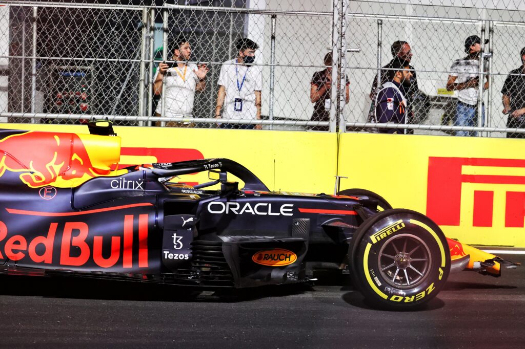 F1 | Red Bull, Perez fuori a Jeddah: “Episodio molto sfortunato”