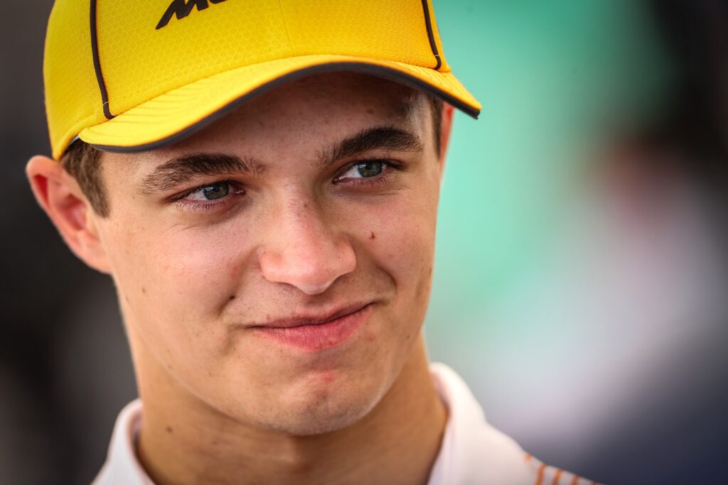 F1 | McLaren, Norris: “Come arrivare davanti a Leclerc? Gli farò un brake test”