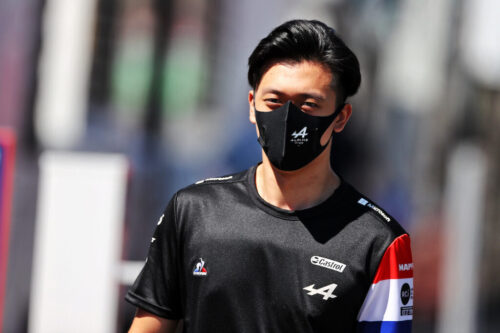 F1 | Alfa Romeo, Zhou sorpreso dai tanti hater: “Ma non mi interessa”