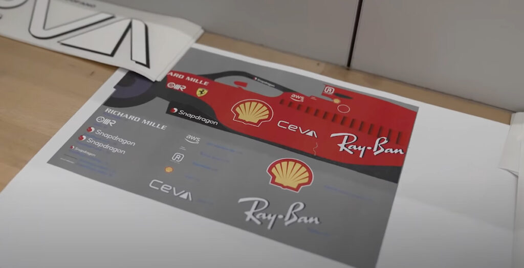 Formula 1 | Ferrari, lo “stickering” della nuova F1-75 [VIDEO]
