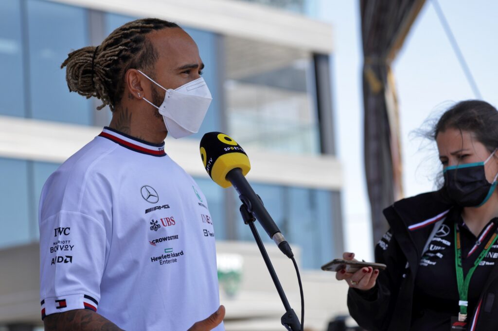 F1 | Mercedes, Hamilton conferma: “Stiamo cercando di capire”