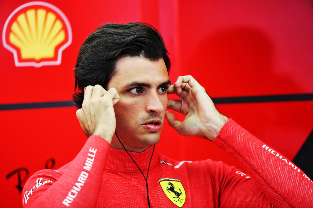 F1 | Ferrari, Sainz sul weekend in Bahrain: “Non ero contento della mia guida”