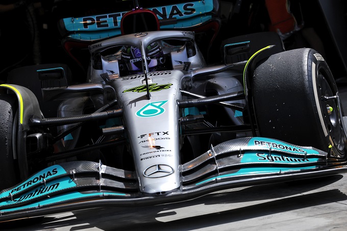 F1 | Test Bahrain: Mercedes in pista con un nuovo pacchetto aerodinamico
