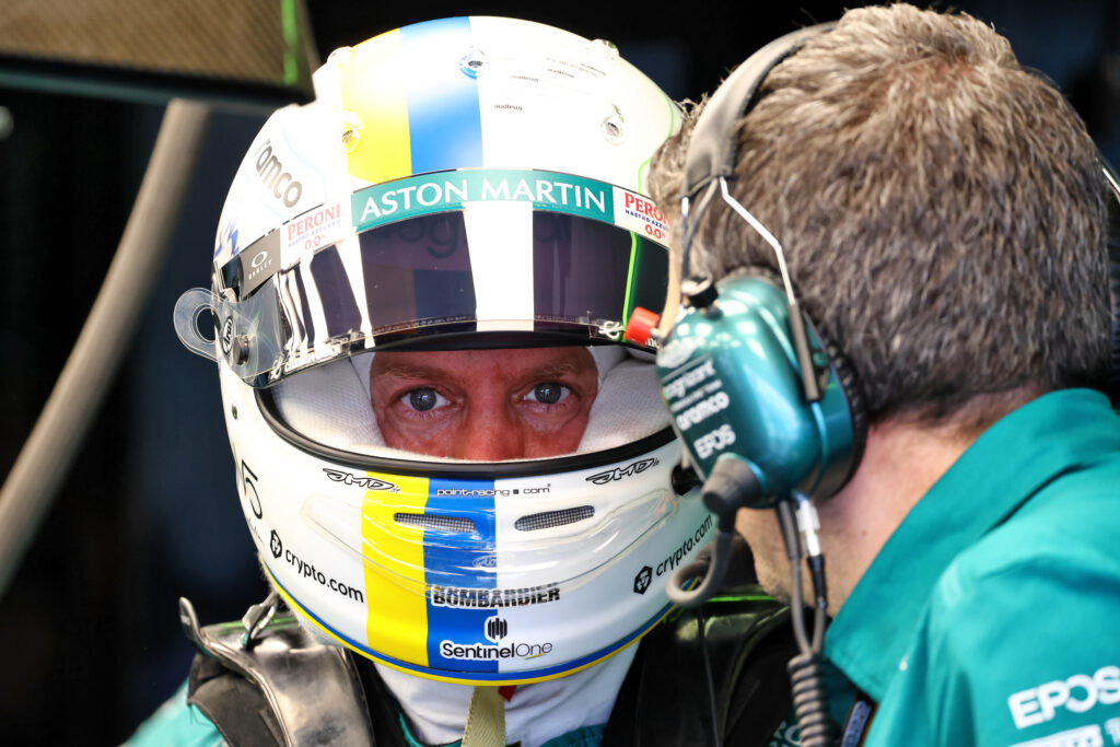 F1 | Aston Martin, ancora sfortuna per Vettel: “Grazie al team per il grande sforzo”