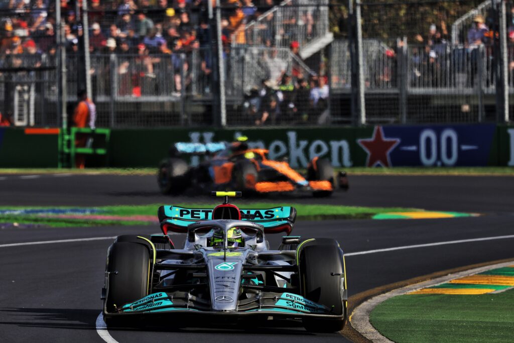 F1 | Mercedes, Hamilton: “Grande risultato di squadra, non ce lo aspettavamo”