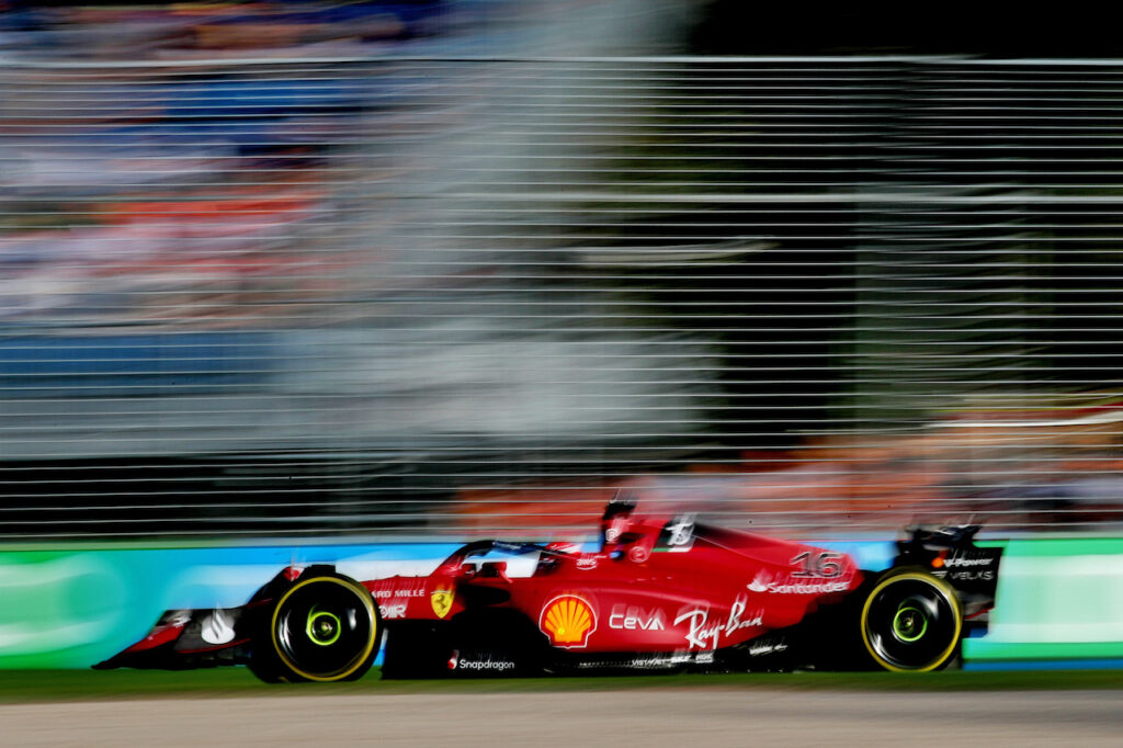 Formula 1 | Leclerc vince la sfida con Verstappen: sua la pole position a Melbourne!
