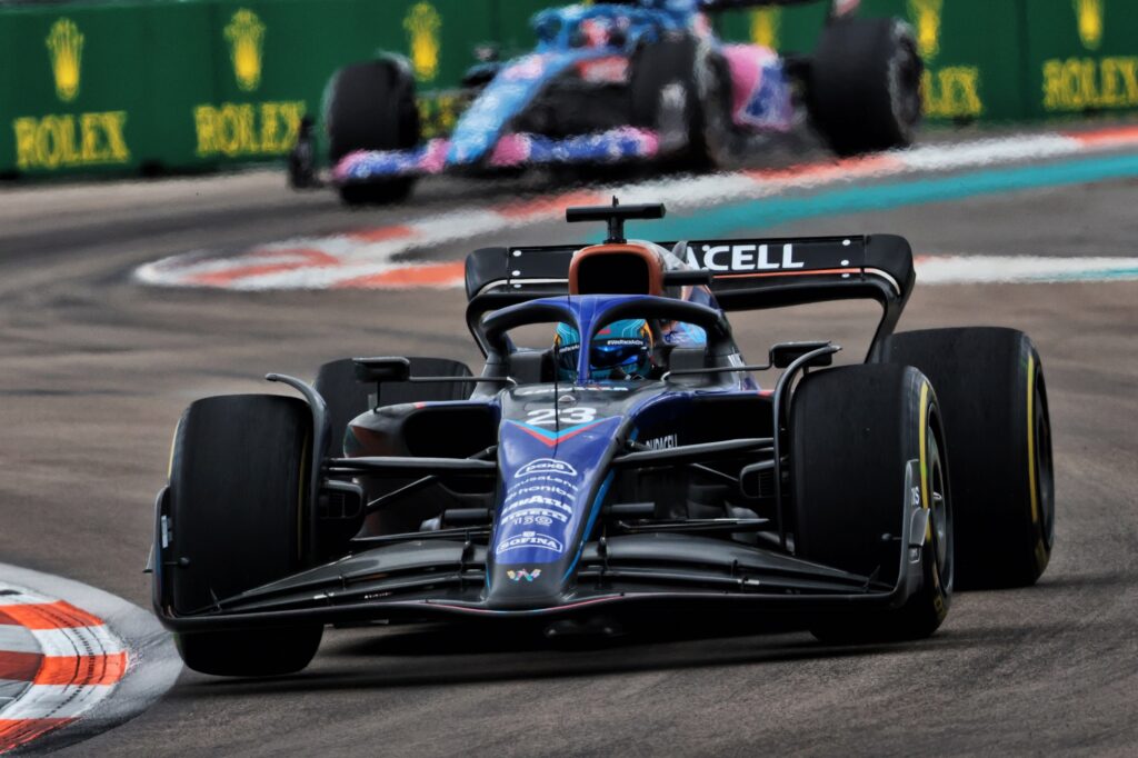 F1 | Williams, Capito: “La FW44 è veloce sul passo, il problema è la qualifica”