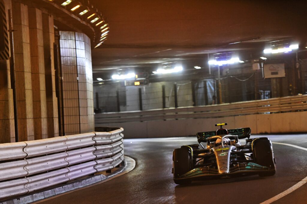 F1 | Mercedes, Hamilton: “Montecarlo è un’esperienza diversa con queste macchine”