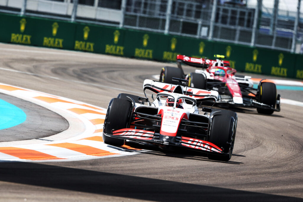 F1 | Haas, Magnussen delude a Miami: 16° e fuori già in Q1