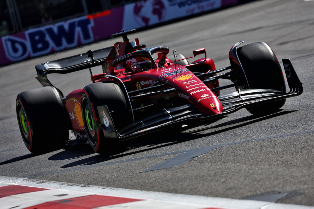 Formula 1 | Leclerc alle spalle di Perez nelle terze libere di Baku
