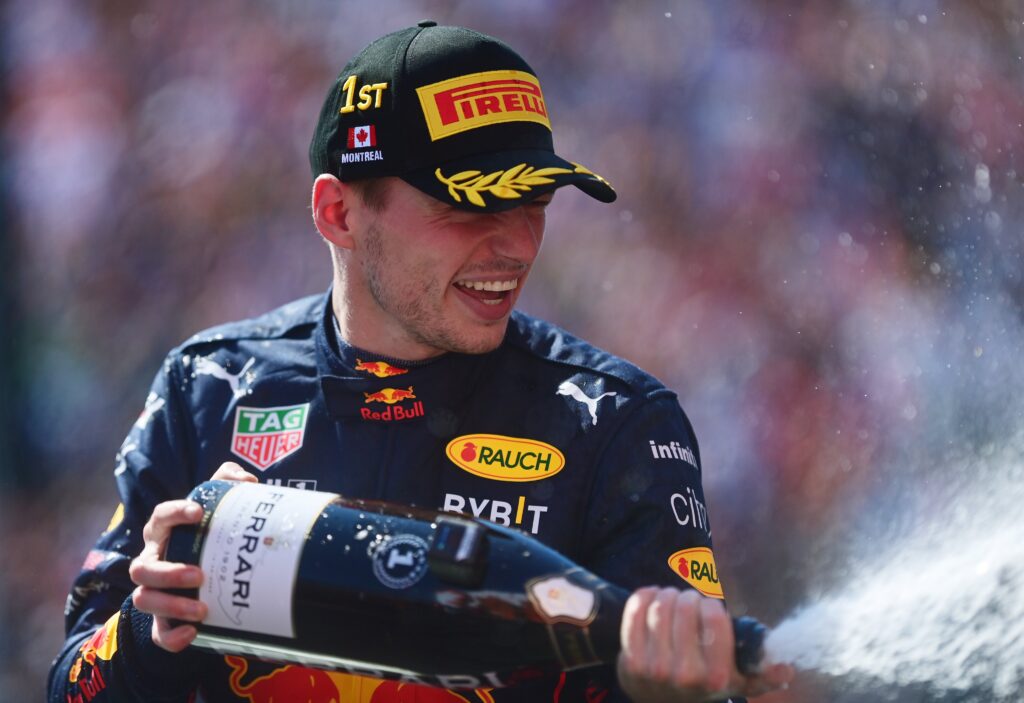 F1 | Red Bull, Marko: “Pressione enorme di Sainz, ma Verstappen non ha commesso errori”