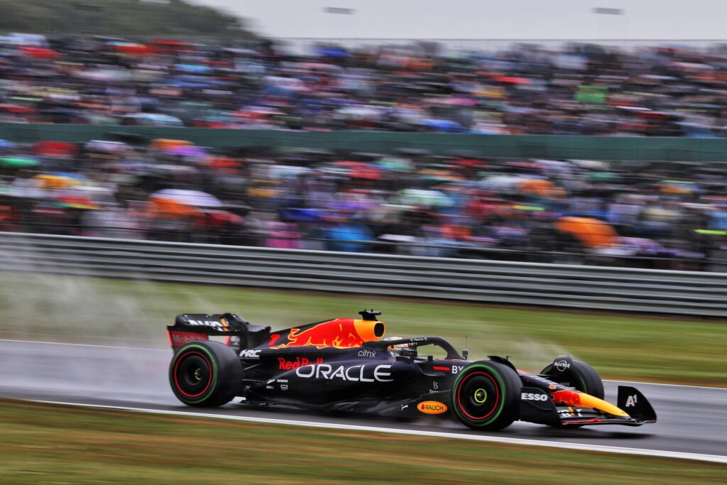 F1 | Red Bull, Verstappen beffato dalla bandiera gialla causata da Leclerc: “Mi è costata la pole”