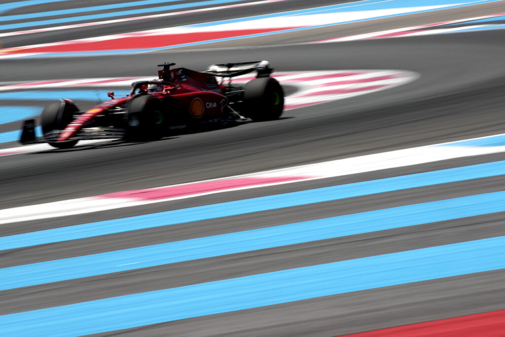 Formula 1 | Leclerc, in Francia arriva la 16° pole della carriera: il suo giro in qualifica [VIDEO]