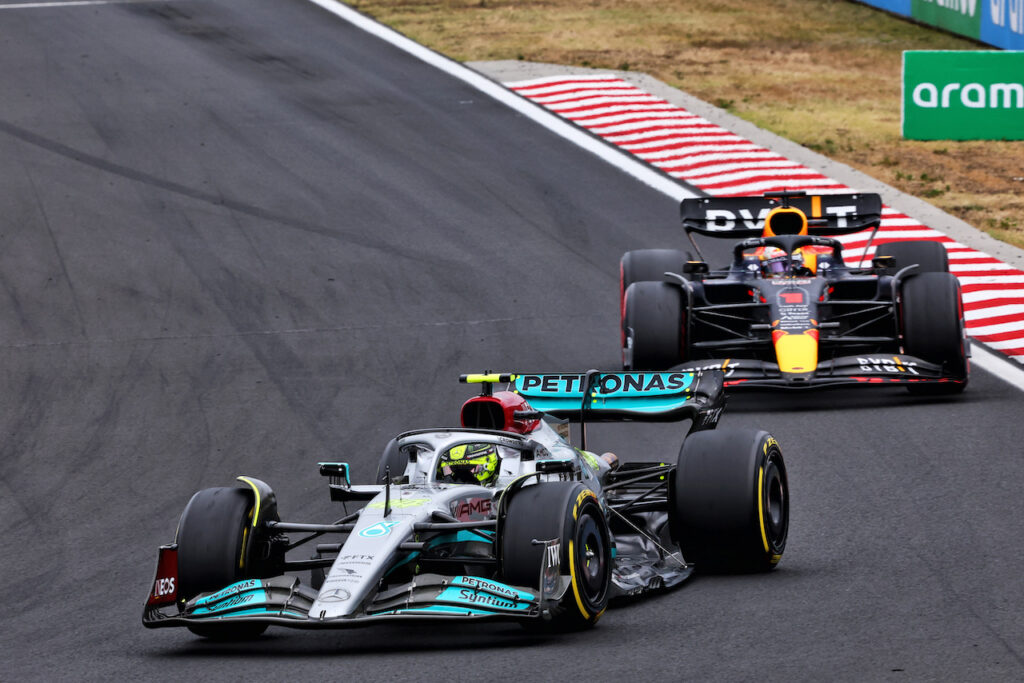 F1 | Mercedes, Hamilton: “La squadra ha fatto grandi passi in avanti. La monoposto sta migliorando”