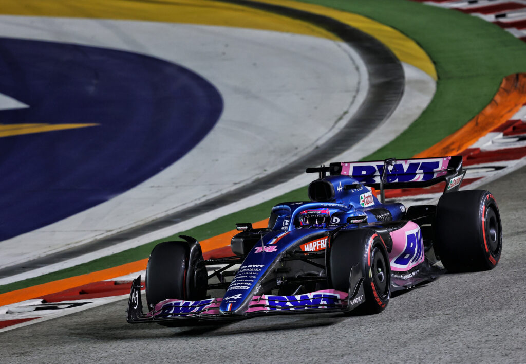 Formula 1 | Alonso soddisfatto dopo le prime libere a Marina Bay