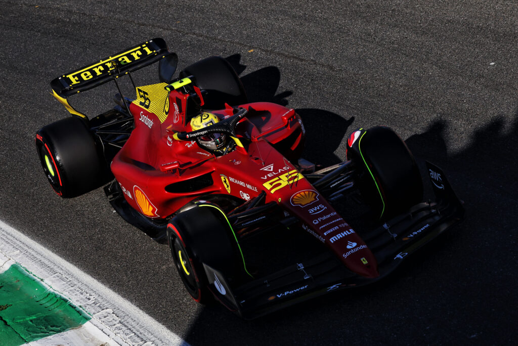 F1 | Ferrari, Sainz chiude al comando le FP2 a Monza